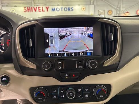 Used 2024 GMC Terrain Denali w/ Denali Premium Package image 19