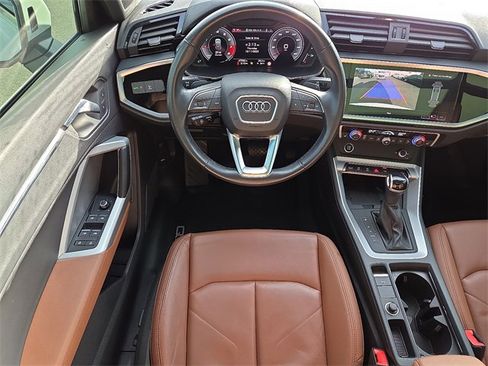 Certified 2021 Audi Q3 2.0T Premium Plus w/ Premium Plus Package image 12