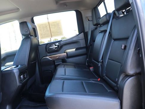 Used 2020 Chevrolet Silverado 1500 LT Trail Boss AWD/4WD image 14
