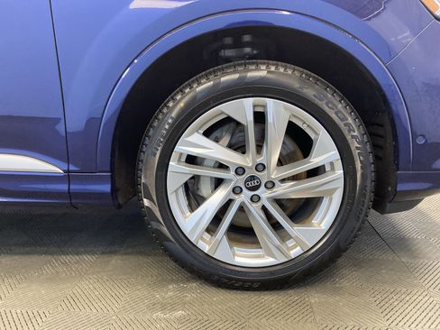 Used 2022 Audi Q7 Premium Plus w/ Premium Plus Package image 47