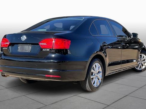 Used 2011 Volkswagen Jetta SE image 13