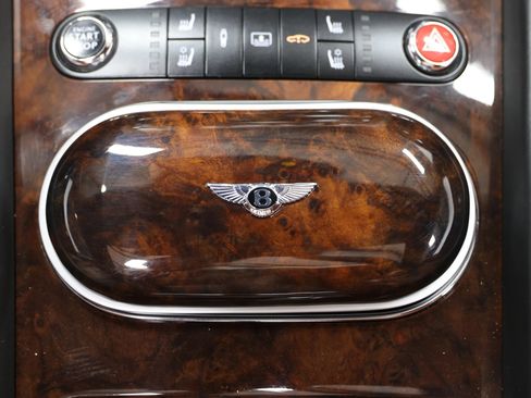 Used 2014 Bentley Flying Spur W12 AWD/4WD image 36