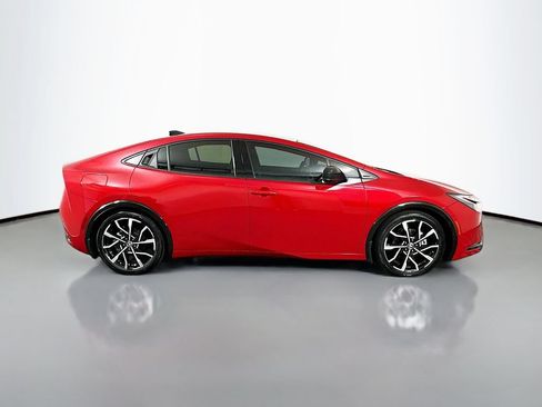 Used 2026 Toyota Prius Plug-In Hybrid w/ Limited Premium Package FWD image 4
