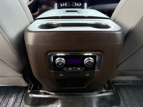 Certified 2023 GMC Yukon SLT image 16