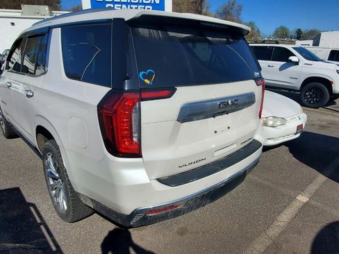Used 2022 GMC Yukon Denali image 9