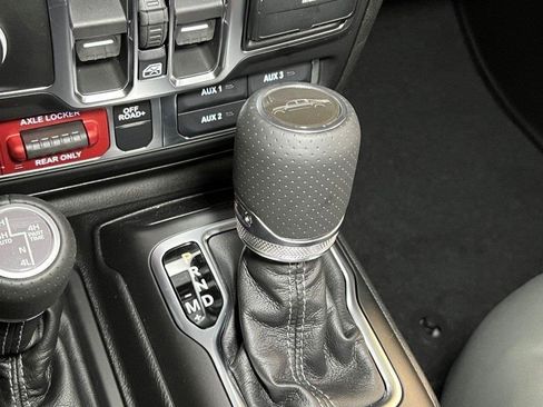 New 2026 Jeep Gladiator Mojave image 39