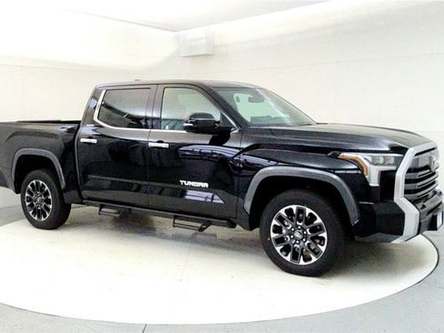 New 2026 Toyota Tundra Limited AWD/4WD image 7