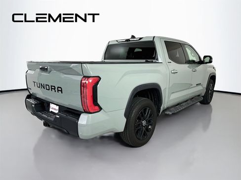 Used 2024 Toyota Tundra Limited AWD/4WD image 7