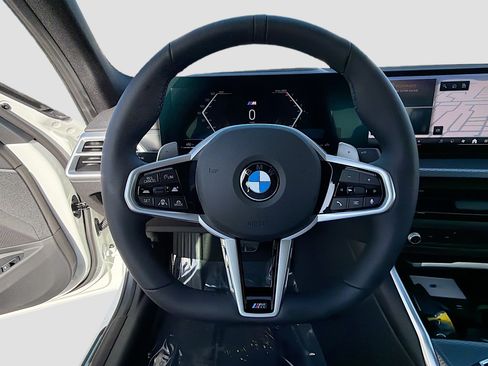 New 2026 BMW 330i xDrive Sedan w/ M Sport Package image 40