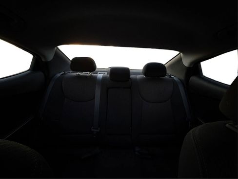 Used 2016 Hyundai Elantra Value Edition image 22