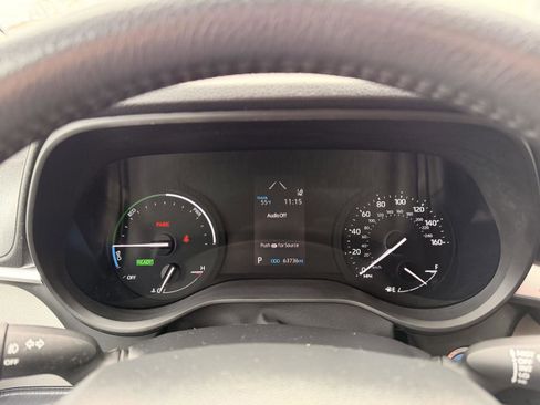 Used 2024 Toyota Sienna XLE image 18