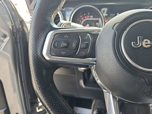 Used 2022 Jeep Wrangler Unlimited Rubicon AWD/4WD image 18