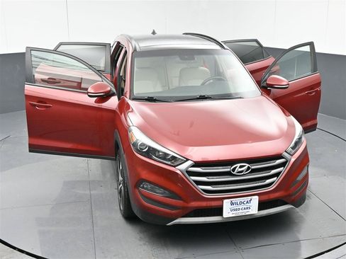 Used 2018 Hyundai Tucson Value w/ Cargo Package FWD image 38