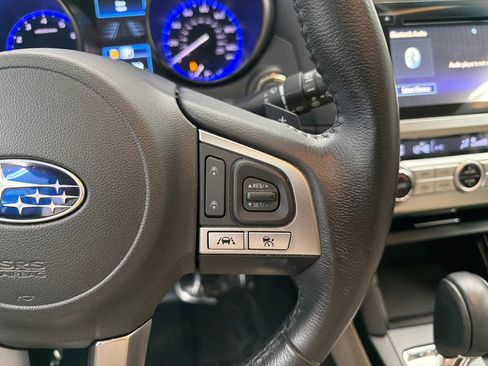 Used 2016 Subaru Outback 2.5i Limited AWD/4WD image 29