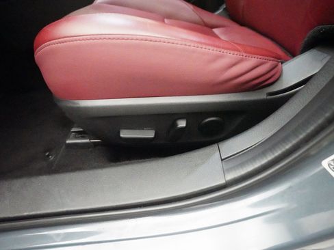 Used 2024 MAZDA MAZDA3 s image 28