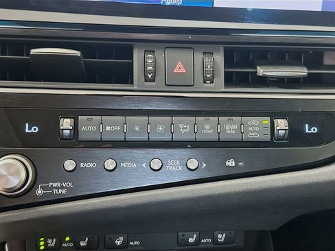 Used 2022 Lexus ES 350 w/ Premium Package FWD image 16