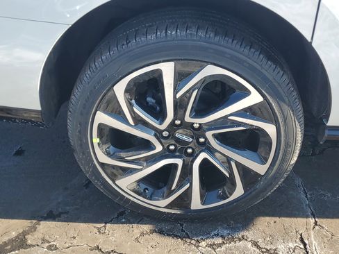 New 2026 Lincoln Navigator L Reserve image 5