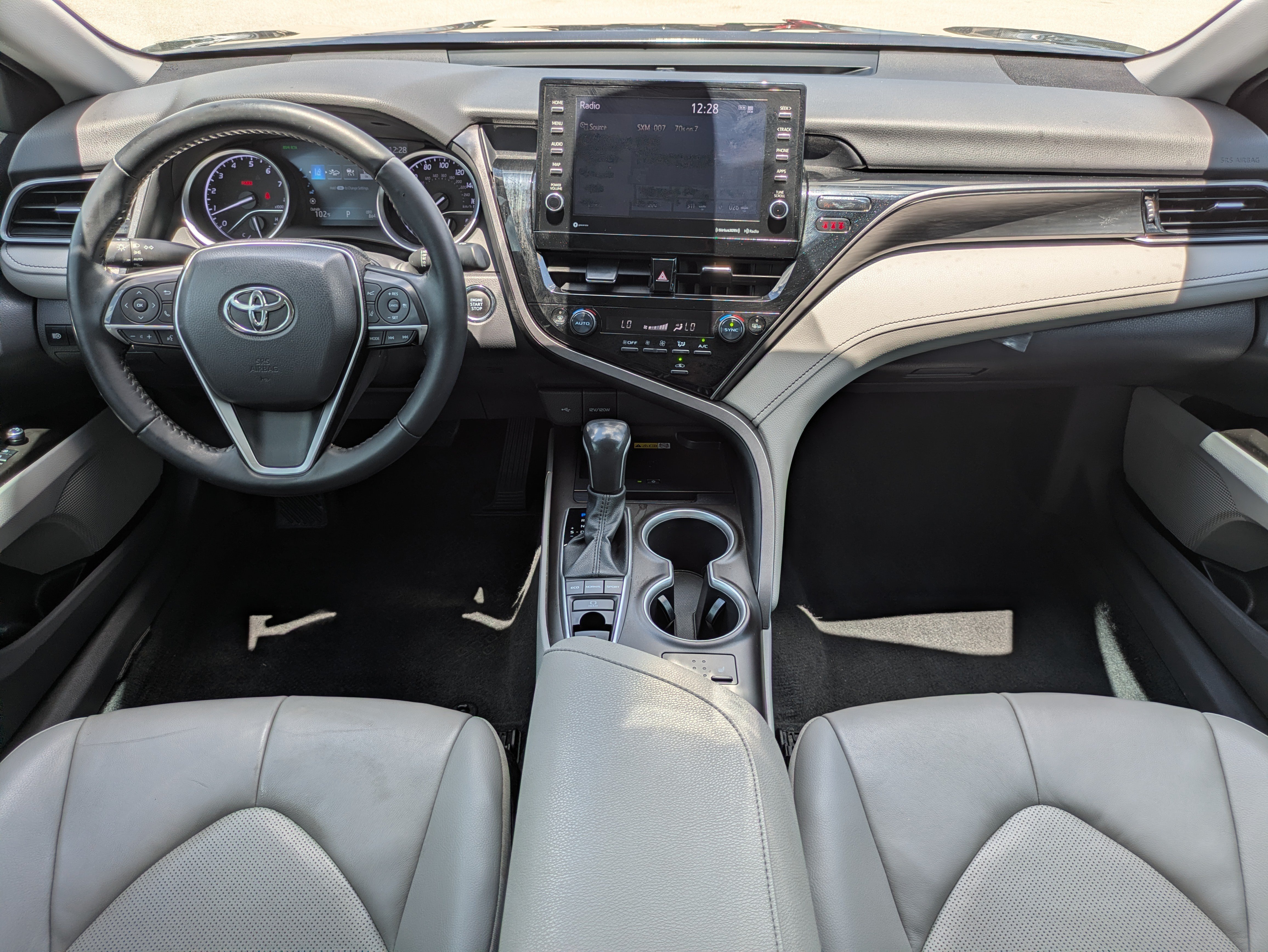 Used 2023 Toyota Camry XLE AWD/4WD image 14