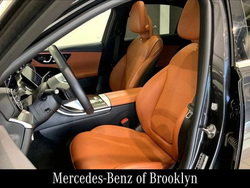 Used 2023 Mercedes-Benz C 300 4MATIC Sedan image 10