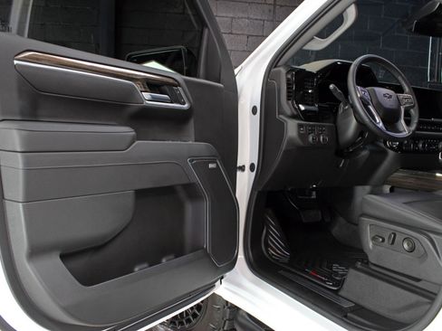 Used 2025 Chevrolet Silverado 1500 RST w/ RST All Star Premium Package image 31