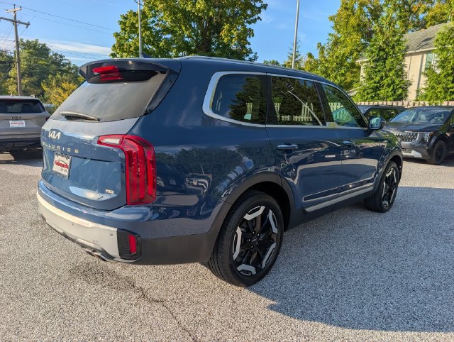 Used 2024 Kia Telluride S w/ S Sunroof Package AWD/4WD image 5