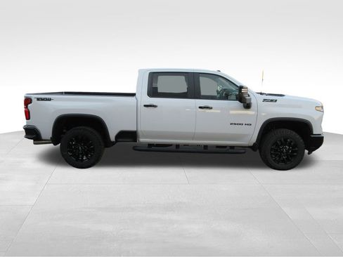New 2026 Chevrolet Silverado 2500 LT w/ Trail Boss Package image 7