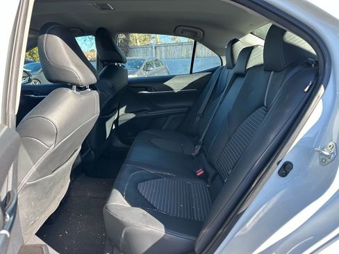 Certified 2021 Toyota Camry SE w/ Carpet Mat Package (TMS) image 7