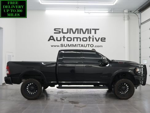 Used 2024 RAM 2500 Big Horn w/ Night Edition AWD/4WD image 1
