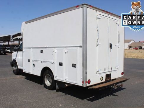 Used 2014 Chevrolet Express 3500 image 9