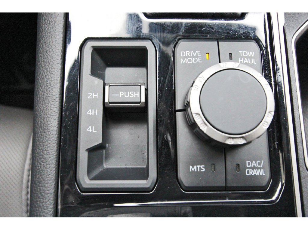 Used 2026 Toyota Tundra Limited w/ TRD Off-Road Package AWD/4WD image 32