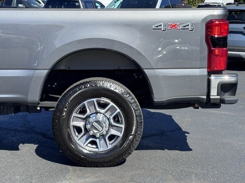 Used 2024 Ford F250 Lariat image 48