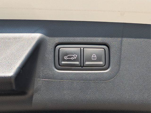 Certified 2026 Hyundai Santa Fe SE FWD image 11
