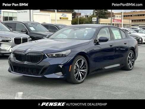 New 2027 BMW 550e xDrive w/ Executive Package AWD/4WD image 1