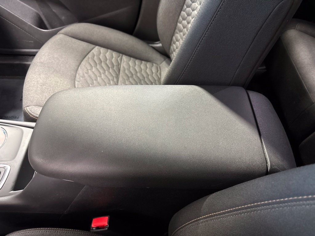 Used 2018 Chevrolet Equinox LT FWD image 23