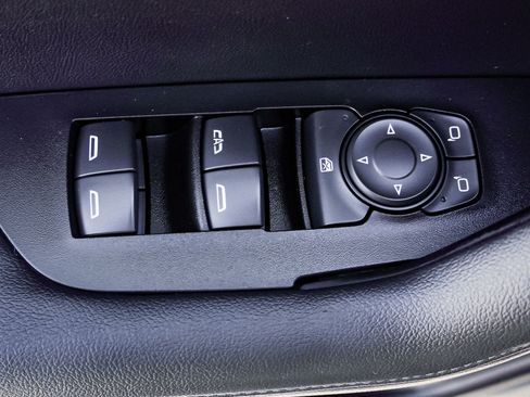 Used 2019 Chevrolet Blazer LT AWD/4WD image 20