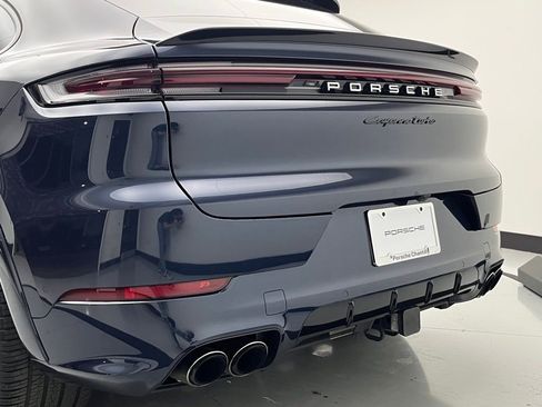 Used 2024 Porsche Cayenne Turbo image 50