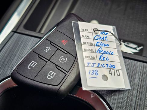 New 2026 GMC Acadia Elevation image 40