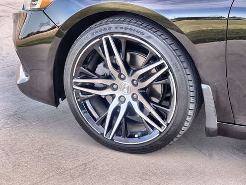 Used 2022 Honda Accord Touring image 9