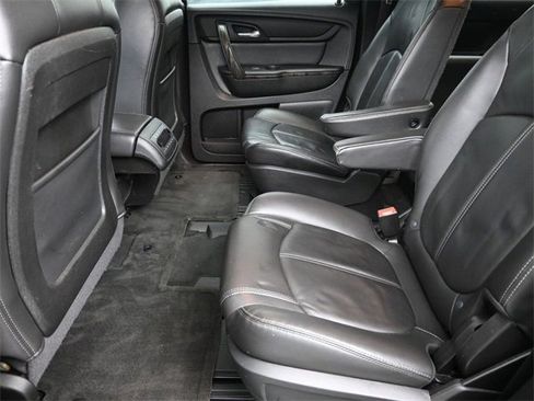Used 2016 GMC Acadia SLT image 14