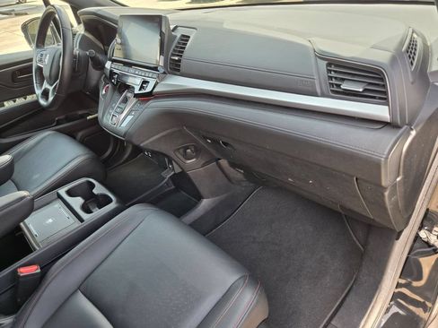 Used 2025 Honda Odyssey Sport-L image 33