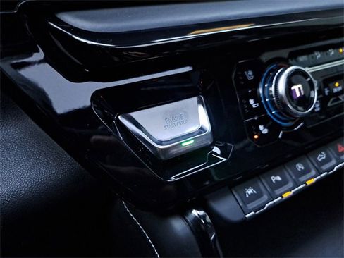 Used 2023 GMC Sierra 1500 AT4X w/ AT4X AEV Edition image 30