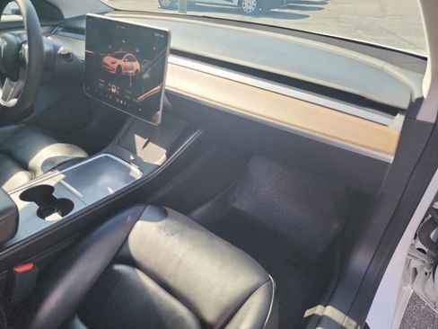 Used 2023 Tesla Model 3 Standard Range RWD image 25