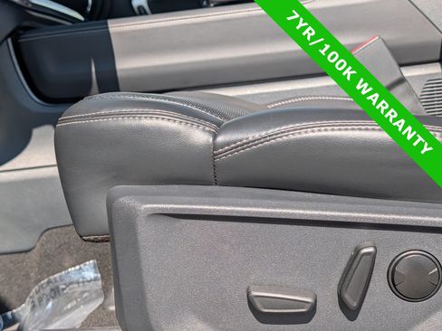 Used 2025 Ford Expedition Max Platinum w/ Stealth Appearance Package AWD/4WD image 26