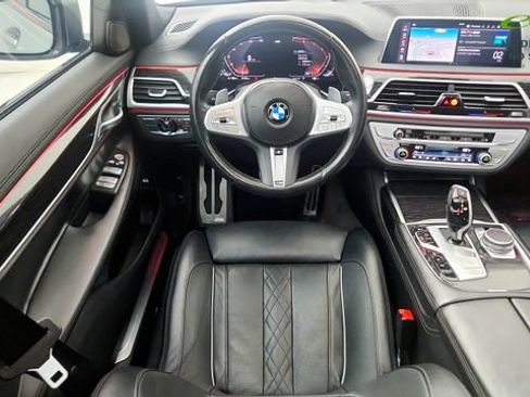 Used 2022 BMW 750i xDrive w/ M Sport Package AWD/4WD image 48