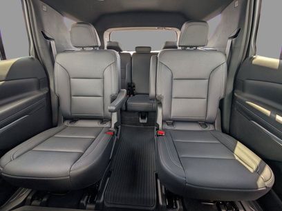 New 2026 Chevrolet Traverse LT w/ Midnight/Sport Edition