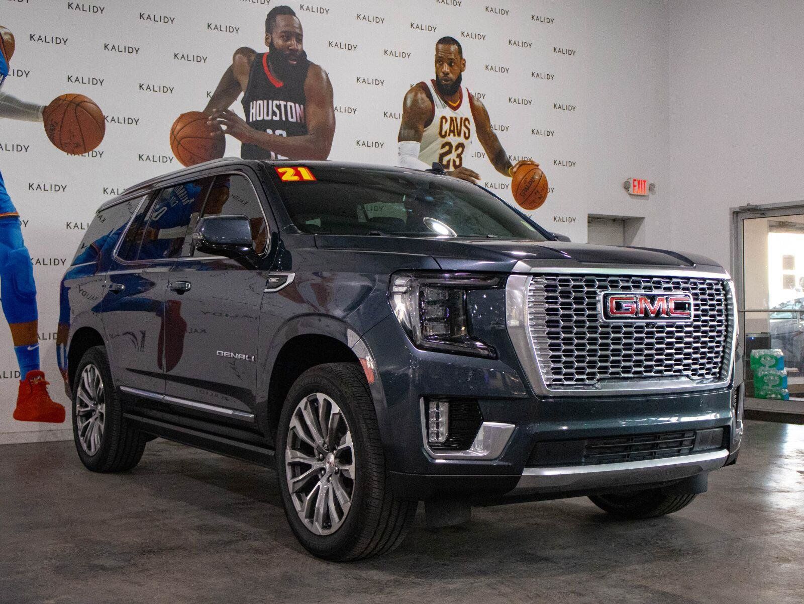 Used 2021 GMC Yukon Denali w/ Denali Ultimate Package AWD/4WD image 21