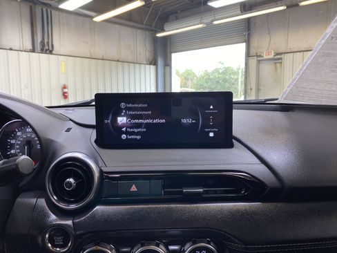 Used 2025 MAZDA MX-5 Miata Grand Touring image 34