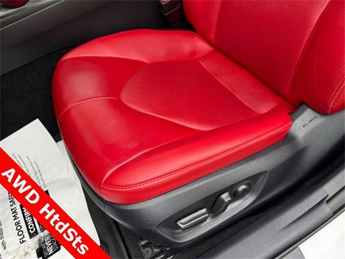 Used 2023 Toyota Camry XSE image 17