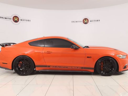 Used 2015 Ford Mustang GT Premium RWD image 2
