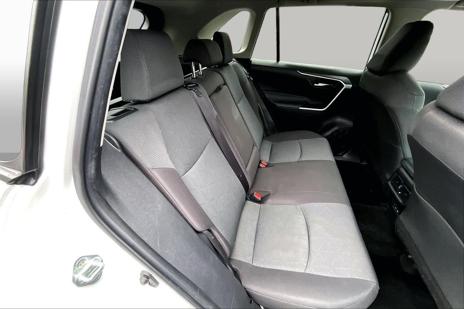 Used 2024 Toyota RAV4 XLE w/ Convenience Package AWD/4WD image 21